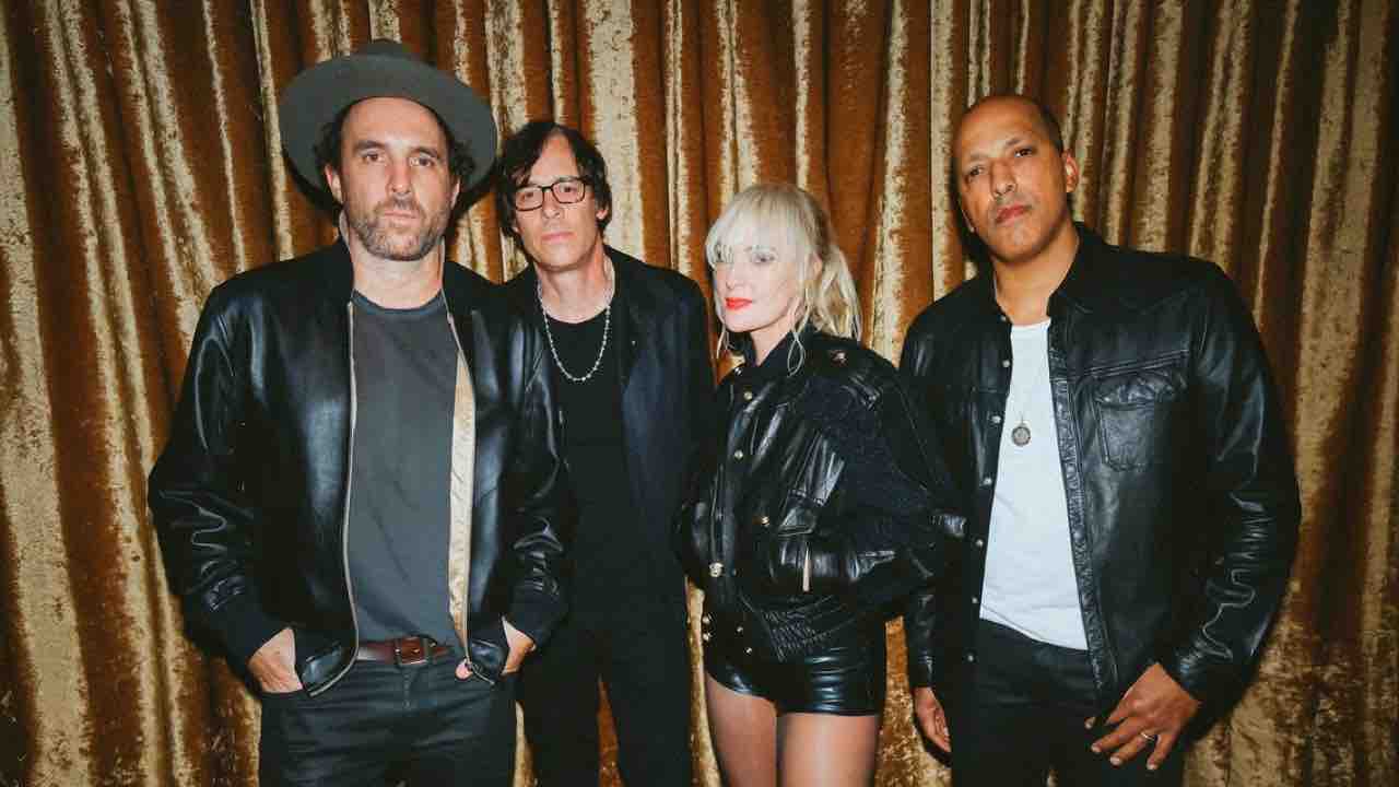 METRIC, BROKEN SOCIAL SCENE, AND STARS